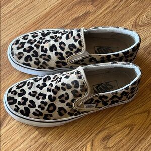 Vans Leopard Print Slip-On Shoes Women’s 6.5
